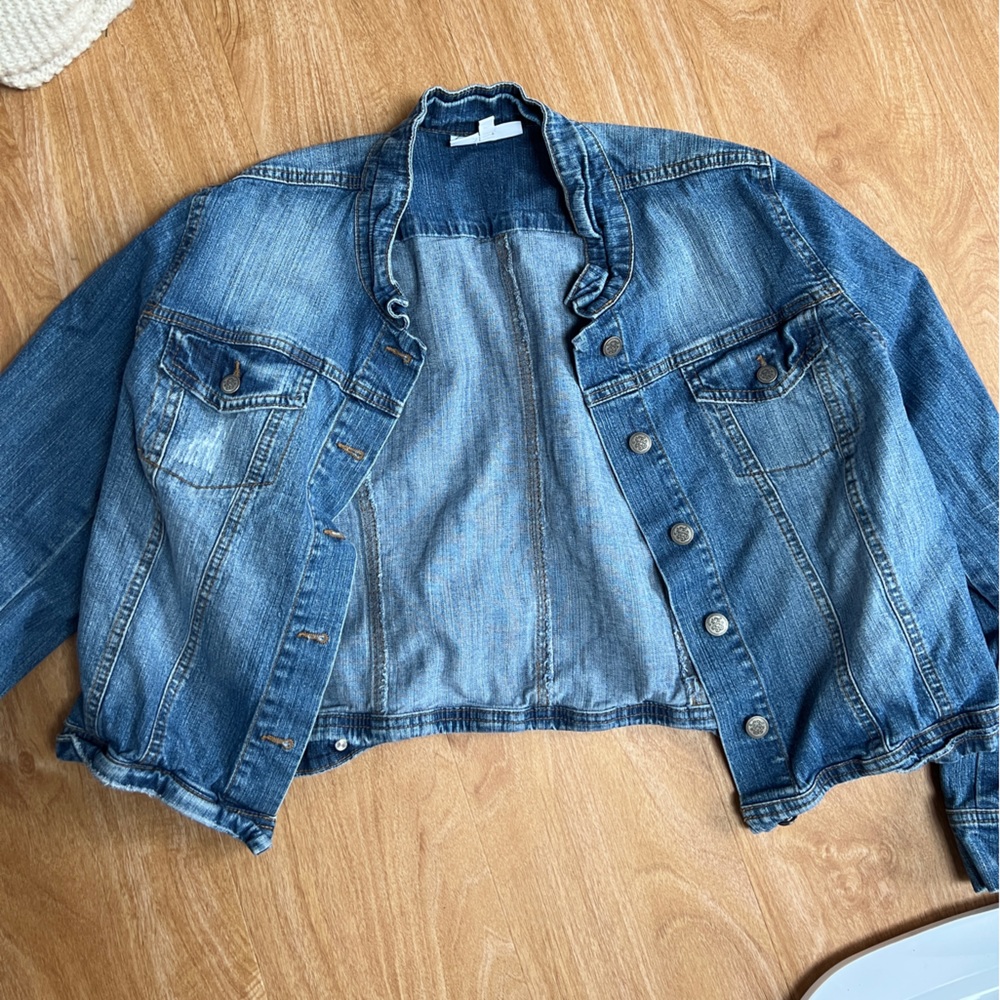 Jean Jacket - Picture 3 of 7